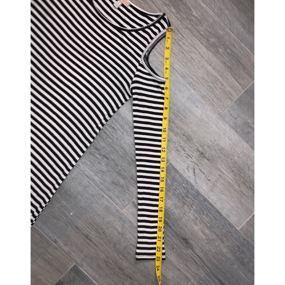 GIANNI BINI Stripe Cold Shoulder Dress Size S - Picture 8 of 9